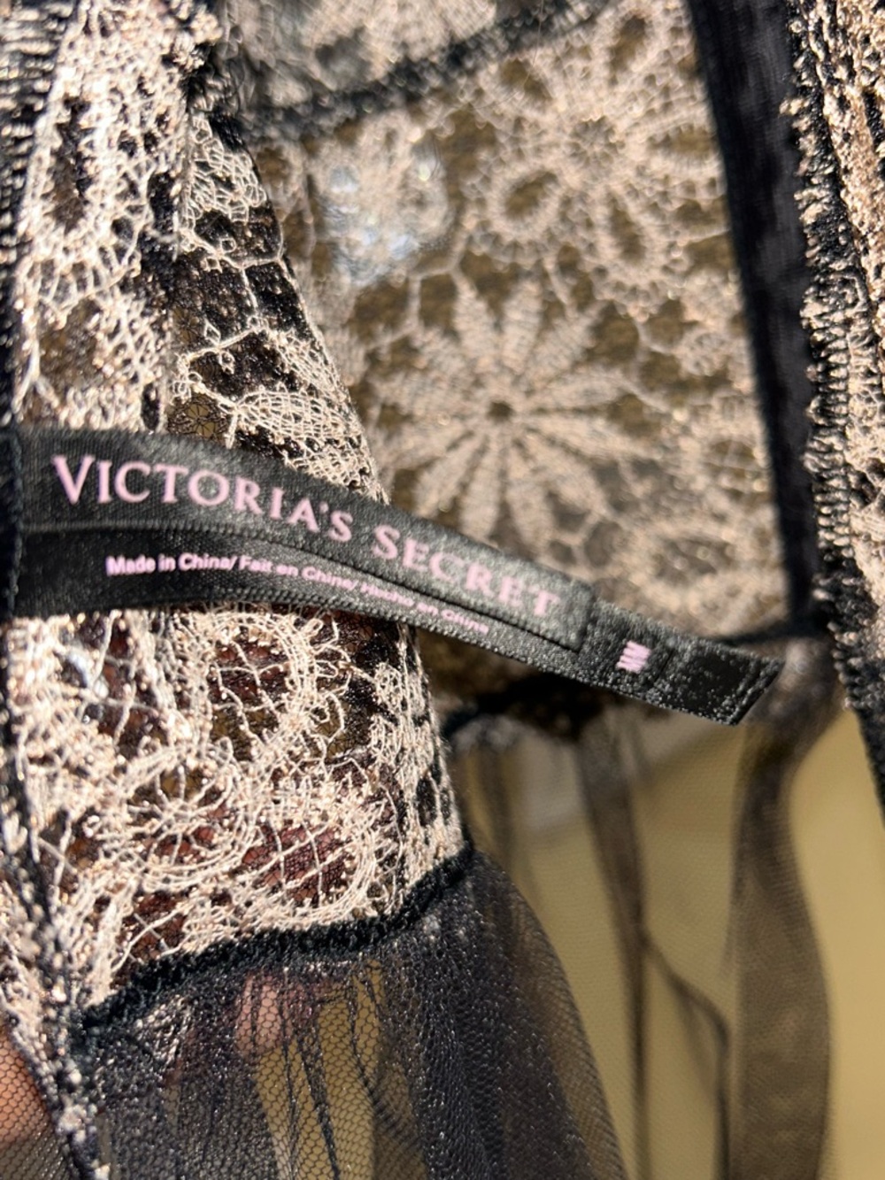 Victoria’s Secret Black Mesh & Brown Floral Embroidered Open Front Slip - Picture 4 of 4